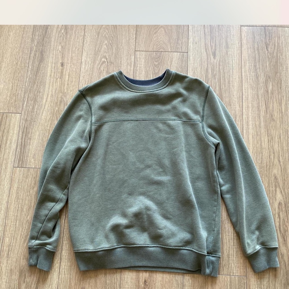 Arrow Men's Crewneck Sweater in Olive